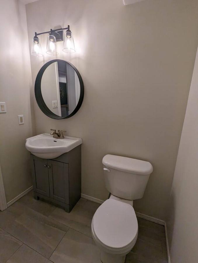 Вилла Adorable 4 Bed,3 Bath House Кингстон Экстерьер фото