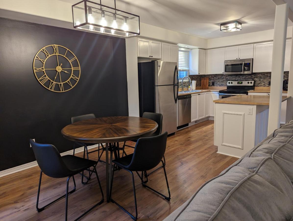 Вилла Adorable 4 Bed,3 Bath House Кингстон Экстерьер фото